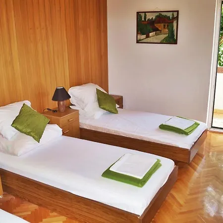 By The Sea Krilo Jesenice, Omis - 15145 Apartment Jesenice (Split-Dalmatia)