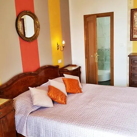 By The Sea Krilo Jesenice, Omis - 15145 * Jesenice (Split-Dalmatia)