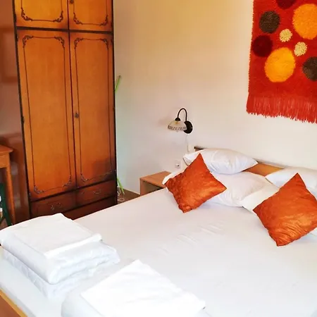 Apartment By The Sea Krilo Jesenice, Omis - 15145 Jesenice (Split-Dalmatia)
