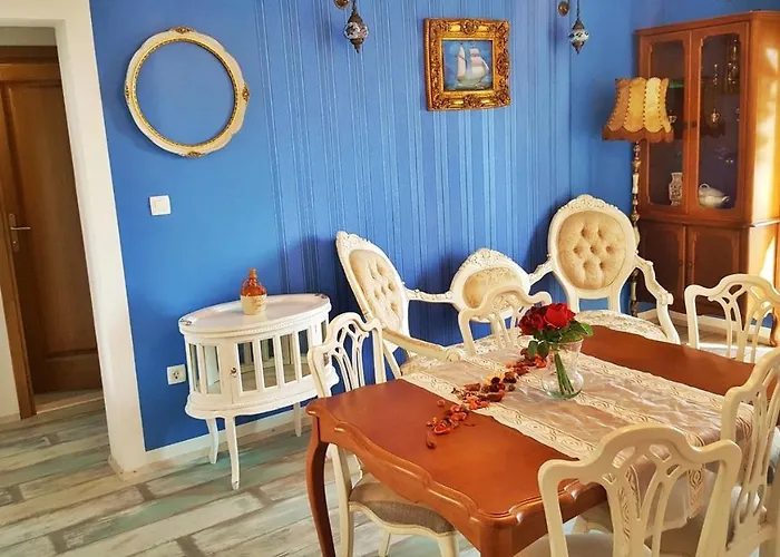 By The Sea Krilo Jesenice, Omis - 15145 * Jesenice (Split-Dalmatia)